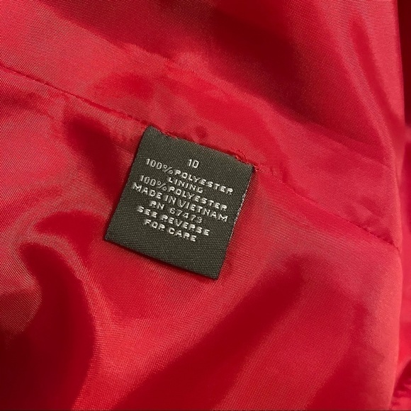 Taylor women’s red sleeveless dress with bow accents. Classy Holiday Size 10 - Picture 7 of 9